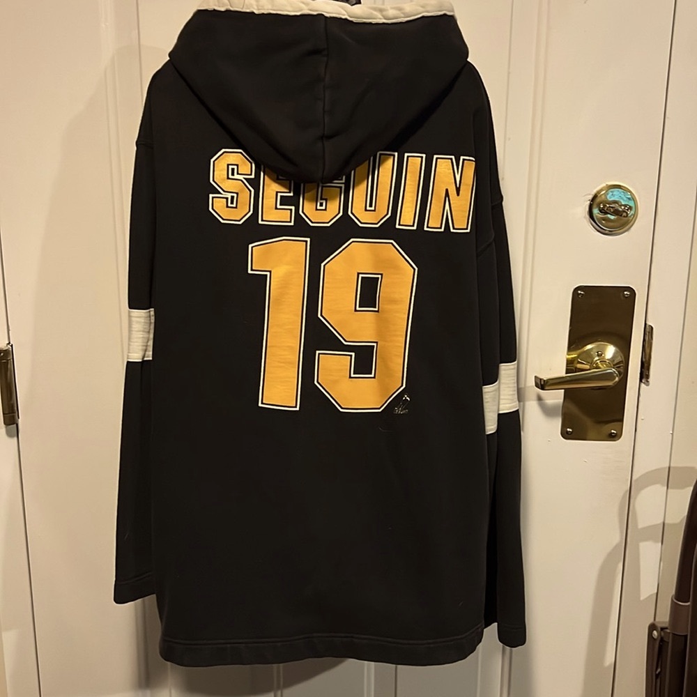 NHL 🥅 🏒 2010 BOSTON BRUIN SEGUIN #19 LACE-UP HOODED HOCKEY SWEATSHIRT Men’s XL